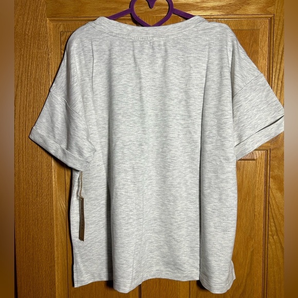 NWT Women's RAE DUNN LOVE Sweatshirt Size XL - Picture 2 of 5